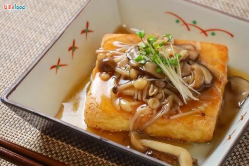 ĐẬU HŨ HẤP VỚI TẢO XOẮN CHILE