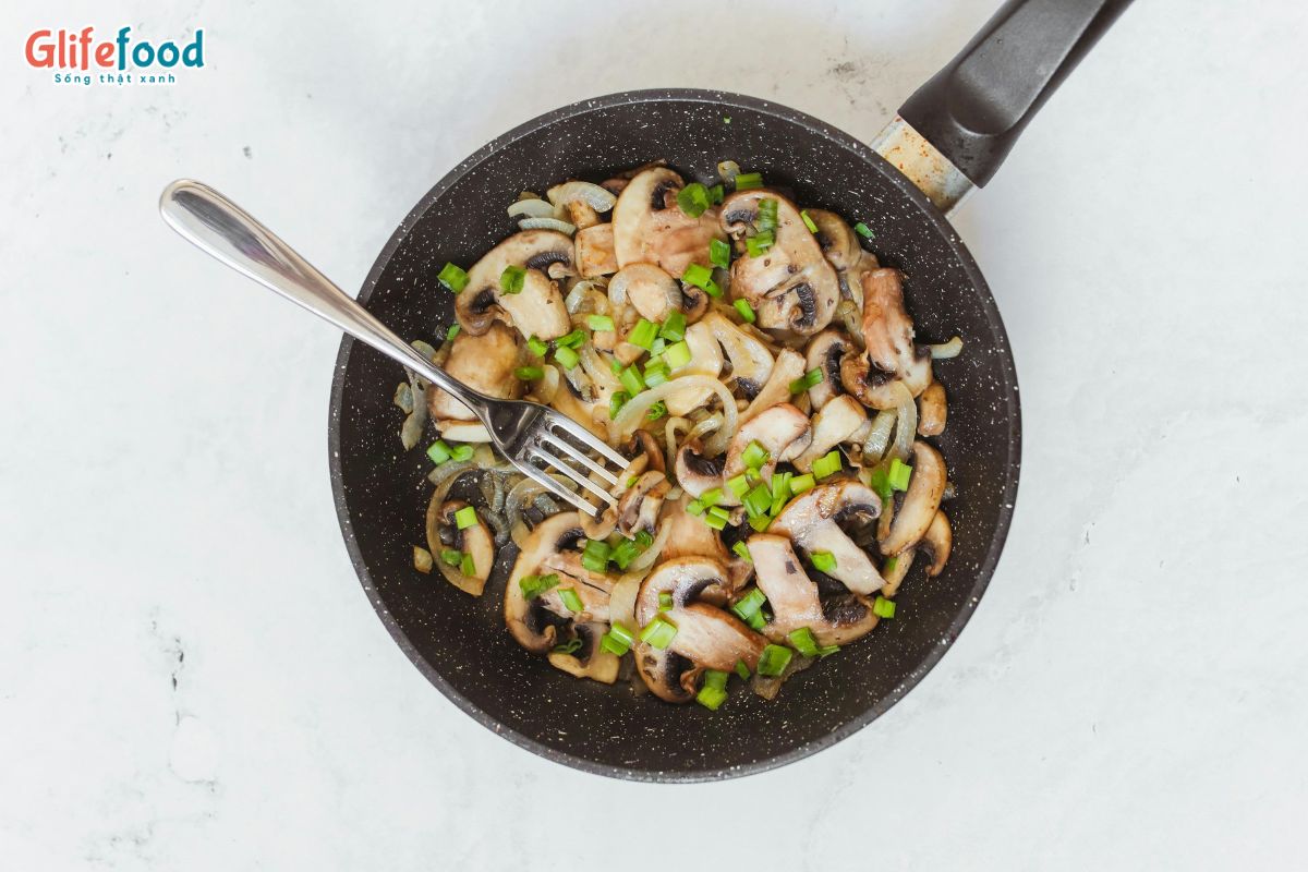 TẢO ĐẶC BIỆT XÀO KIỂU THÁI